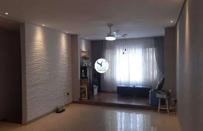 Vende-se casa triplex com piscina no bairro do marapé!