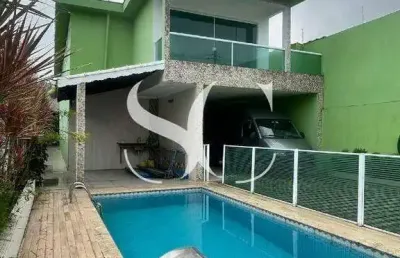 Vende-se sobrado 3 suítes no bairro jardim voturuá em são vicente
