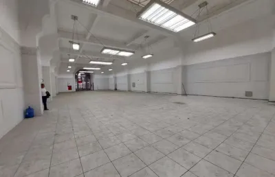 Aluga-se salão comercial no centro da cidade santos