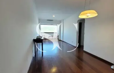 Vende-se apartamento de 02 dormitórios no bairro do itararé em são vicente