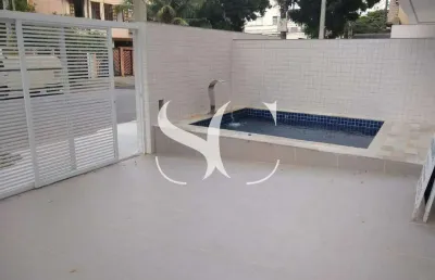 Vende-se sobrado de 03 dormitórios sendo 01 suíte, com piscina no bairro de embaré em santos