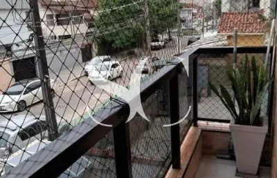 Vende-se sobrado triplex no bairro de vila valença na cidade de são vicente