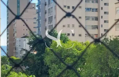 Aluga-se apartamento de 03 dormitórios sendo 02 suítes no bairro de aparecida em santos
