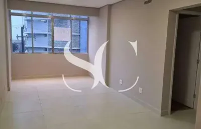 Vende-se apartamento de 02 dormitórios sendo 01 suíte no bairro de gonzaga em santos.