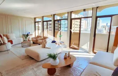 Vende-se apartamento de 04 dormitórios sendo 03 suítes no bairro de boqueirão em santos