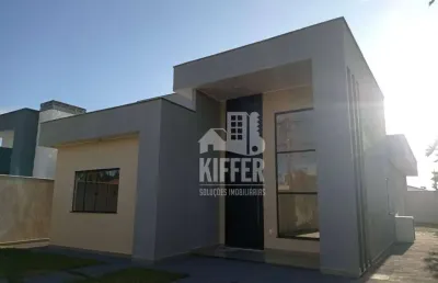 Casa à venda em itaipuaçu, maricá/rj  3 quartos (1 suíte)  terreno de 480m² área gourmet completa