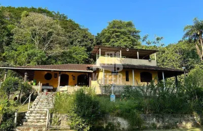 Sítio com 15.500 m², casa sede e lago – saquarema/rj