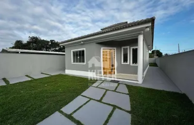 Casa linear à venda no jardim atlântico oeste  itaipuaçu  maricá/rj  3 quartos 1 suíte  terreno de 360m²  área gourmet com forno e fogão a lenha