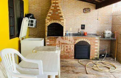 Casa com 2 quartos, piscina e churrasqueira – porteira fechada em itaipuaçu