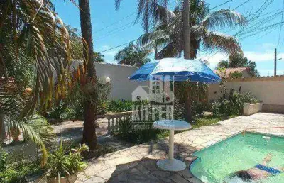 Casa duplex com 4 suítes, piscina e varanda - próx. da praia itaipuaçu