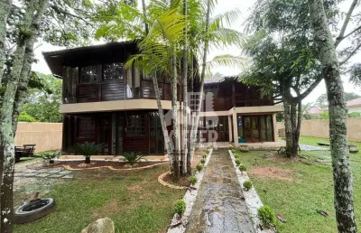 Chácara com 5 dormitórios à venda, 1700 m² por r$ 900.000,00 - itaocaia valley (itaipuaçu) - maricá/rj