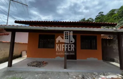 Casa com 2 quartos (1 suíte) e garagem – próxima ao centro de maricá e à rj-106