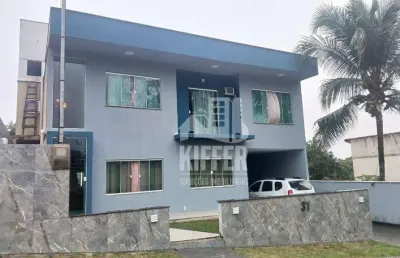 Casa com 4 quartos à venda, 180 m² por r$ 550.000 - jardim atlântico central (itaipuaçu) - maricá/rj