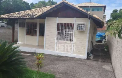 Casa com vista para a lagoa – 2 quartos (1 suíte), ampla, moderna e bem localizada em jacaroá – maricá/rj