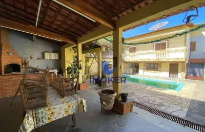 Casa térrea com 4 dormitórios, sendo 1 suíte máster; 4 vagas de garagem, sendo 2 cobertas; área gourmet c/ piscina; no bairro sesc em suzano/sp.