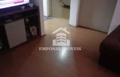 Vende -se  apartamento na castro alves  no valor  de 100.000,00