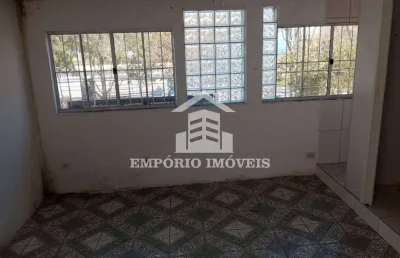 Sala comercial av. dos metalúrgicos em frente ao ceu água azul