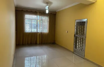 Casa com 4 quartos para alugar na Rua General Argolo, 102, Vasco da Gama, Rio de Janeiro