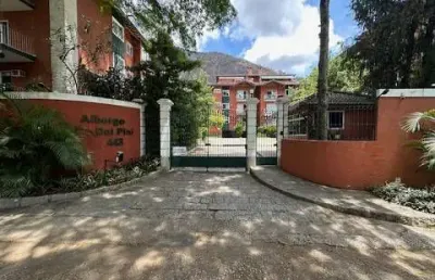 Cobertura duplex para venda em condomínio mais charmoso de itaipava