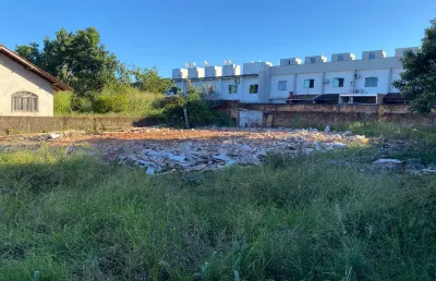 Terreno comercial à venda na Rua Camocim, Petrópolis, Joinville