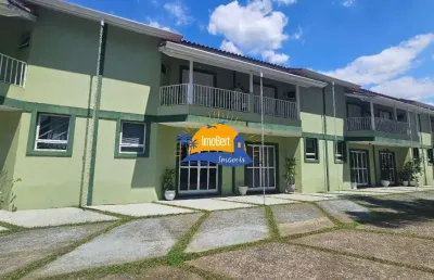 Casa de condomínio à venda em bertioga-sp, maitinga: 250 metros da praia, rua sem saída, 2 suítes, sala 2 ambientes, quintal , 2 vagas, 100m²!