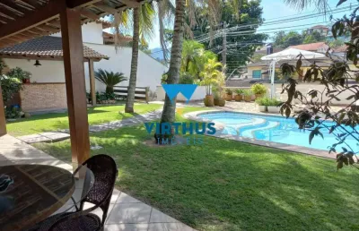 Freguesia - casa de 4 quartos - piscina e churrasqueira