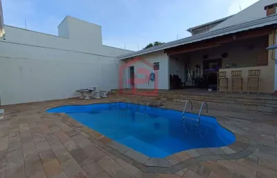 Casa com 3 quartos à venda no jardim paraíso, botucatu , 227 m2 por r$ 800.000