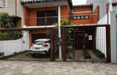 Apartamentos com 5 quartos, 2 suítes, 4 vagas de garagem, no bairro santana, porto alegre/rs