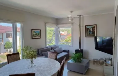 Casa com 3 quartos à venda na Rua Verdes Campos, --, Mário Quintana, Porto Alegre