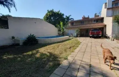 Casa em porto alegre, no bairro espírito santo, com 4 dormitório(s), e 4 banheiros, à venda.