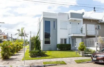 Casa com 2 quartos à venda na Rua Louro, --, Hípica, Porto Alegre