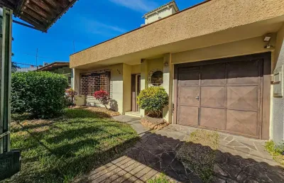 Casa com 3 quartos à venda na Rua Márcio Dias, --, Nonoai, Porto Alegre