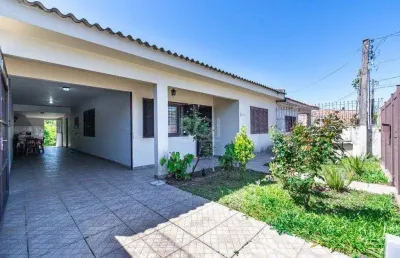Casa com 3 quartos à venda na Avenida Circular, --, Vila Jardim, Porto Alegre