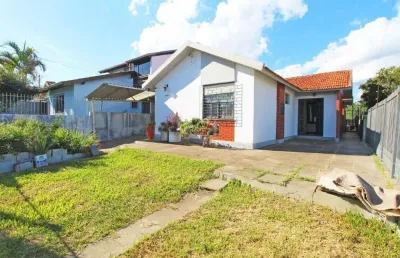 Casa com 5 quartos à venda na Rua João Mora, --, Camaquã, Porto Alegre