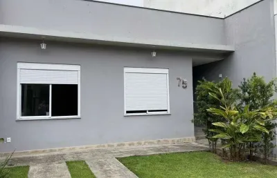 Casa com 2 quartos à venda na Rua Sargento Bruno Feldmann, --, Guarujá, Porto Alegre