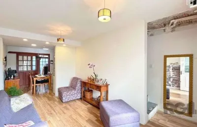 Casa com 2 quartos à venda na Rua Baldoino Bottini, --, Hípica, Porto Alegre