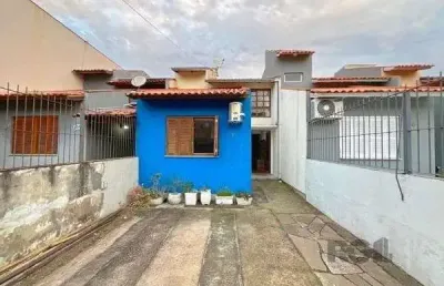 Casa em porto alegre, no bairro hípica, com 2 dormitório(s), e 2 banheiros, à venda.