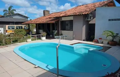 Casa 3 dormitórios, sendo 1 suites, 9 vagas - bairro ponta grossa porto alegre rs
