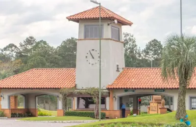 Terreno no terra ville - belém novo golf club com 1000 m² medindo 20m de frente x50m de fundos , no bairro belém novo, porto alegre.
