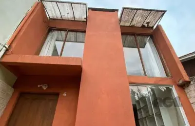 Casa em condomínio fechado com 1 quarto à venda na Rua Amapá, --, Vila Nova, Porto Alegre