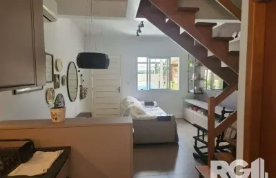 Casa com 2 quartos à venda na Rua Capitão Pedroso, --, Restinga, Porto Alegre