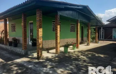 Casa com 2 quartos à venda na Rua F, --, Extrema, Porto Alegre