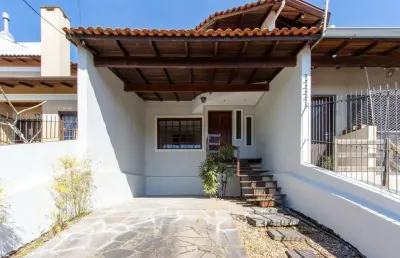 Casa para venda - 134.92m², 3 dormitórios, sendo 1 suites, 2 vagas - ipanema
