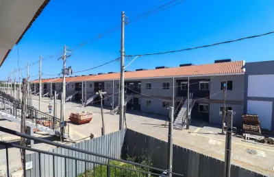 Casa de condomínio na planta, 2 quartos e vagas de garagem