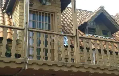 Sobrado para venda - 24.4m², 1 dormitório, 1 vaga - glória, porto alegre