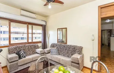 Apartamento com 2 quartos à venda na Avenida Senador Salgado Filho, --, Centro Histórico, Porto Alegre