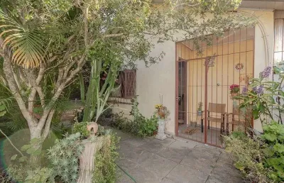 Casa com 4 quartos à venda na Rua Olegário Dias Maciel, --, Espírito Santo, Porto Alegre