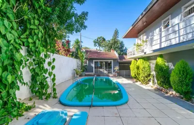 Casa com 4 quartos à venda na Rua José Pedro de Moura, --, Ipanema, Porto Alegre