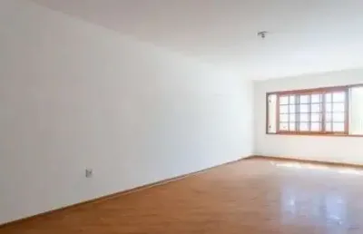 Apartamento no petrópolis de 3 dormitórios e 2 vagas