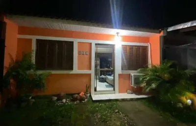 Casa com 2 quartos à venda na Rua Elaine Juchem Selistre, --, Hípica, Porto Alegre